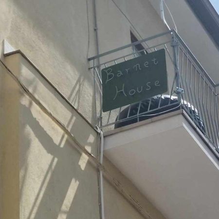 Barnet House Lamezia Appartement Lamezia Terme Buitenkant foto