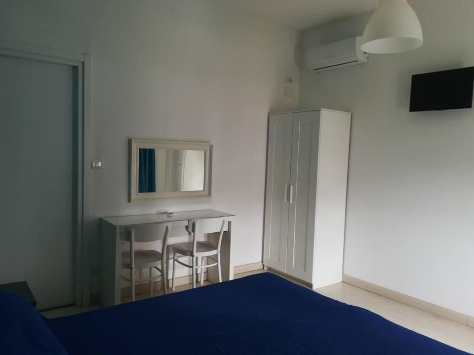 Barnet House Lamezia Appartement Lamezia Terme Buitenkant foto