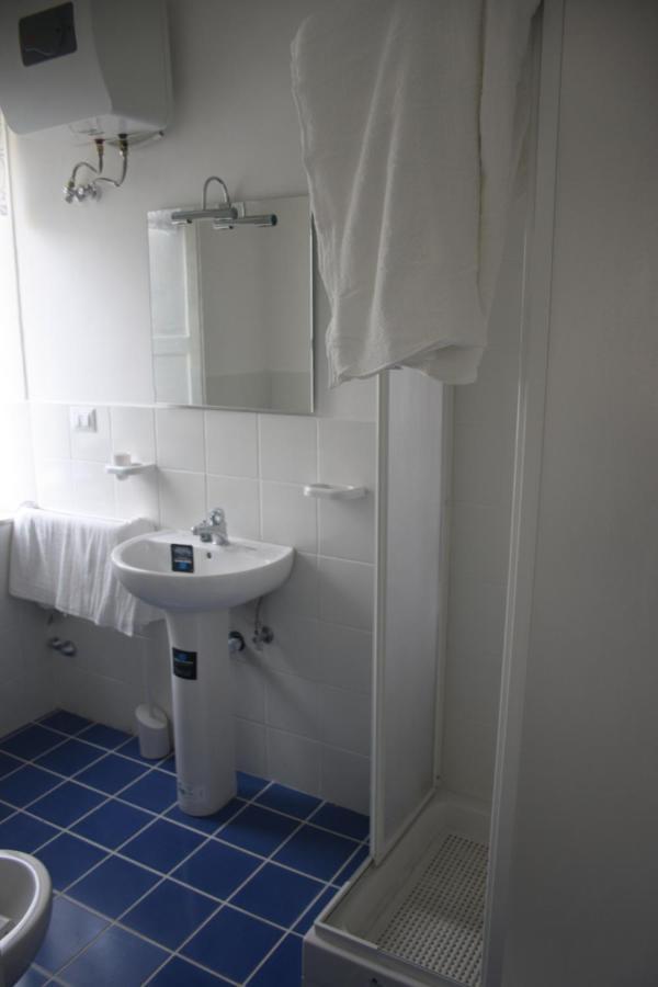 Barnet House Lamezia Appartement Lamezia Terme Buitenkant foto